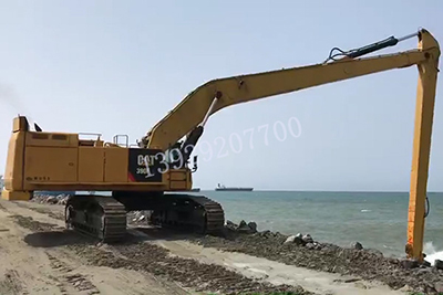 【挖掘機加長臂】挖掘機加長臂在施工的時有哪些優勢和好處？